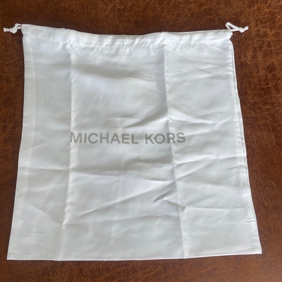 COPY - Michael Kors White Satin Drawstring Dust Bag 12x12 - Picture 1 of 1